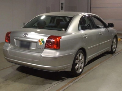 TOYOTA AVENSIS SEDAN