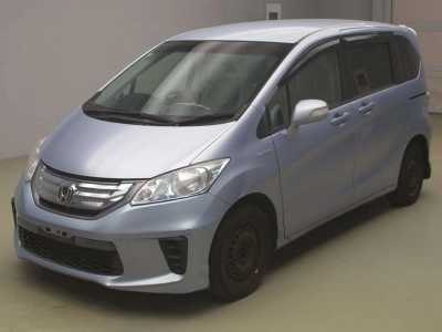 HONDA FREED HYBRID