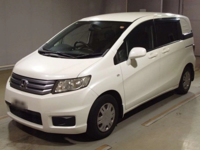 HONDA FREED SPIKE