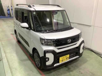 DAIHATSU TANTO FUN CROSS