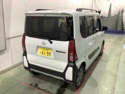 DAIHATSU TANTO FUN CROSS