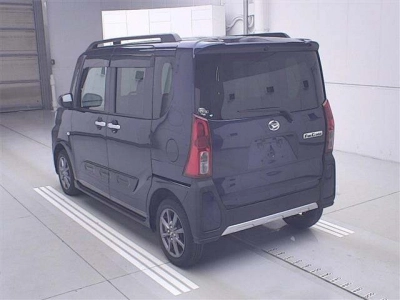 DAIHATSU TANTO FUN CROSS