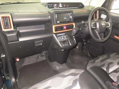 DAIHATSU TANTO FUN CROSS