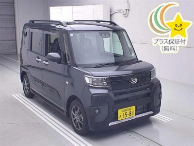 DAIHATSU TANTO FUN CROSS