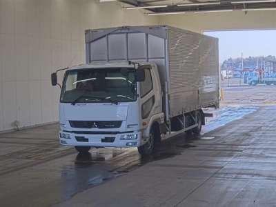 MITSUBISHI FUSO FIGHTER