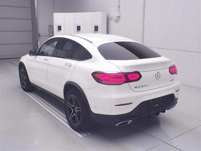 MERCEDES BENZ GLC