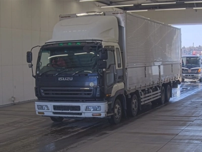 ISUZU GIGA