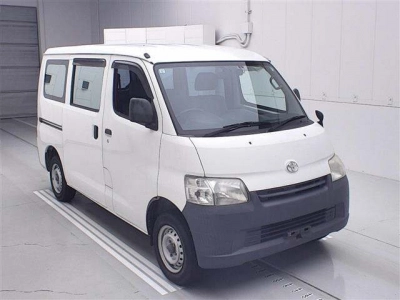 TOYOTA TOWN ACE