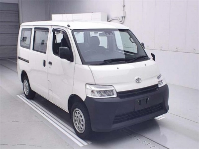 TOYOTA TOWN ACE