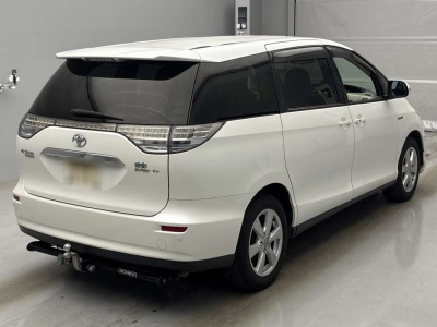 TOYOTA ESTIMA HYBRID