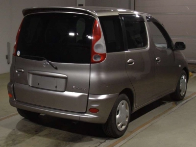 TOYOTA FUN CARGO