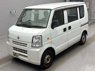 NISSAN NV100 CLIPPER