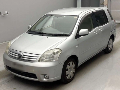 TOYOTA RAUM