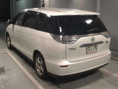 TOYOTA ESTIMA HYBRID