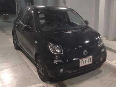 SMART FOURFOUR
