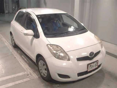 TOYOTA VITZ