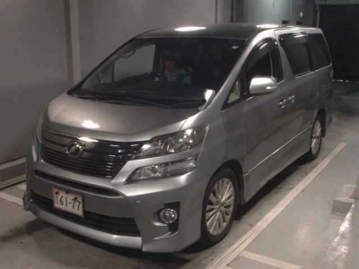 TOYOTA VELLFIRE