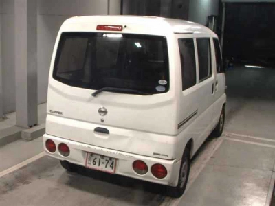 NISSAN CLIPPER VAN