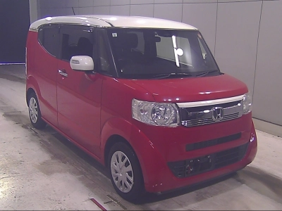 HONDA N-BOX SLASH