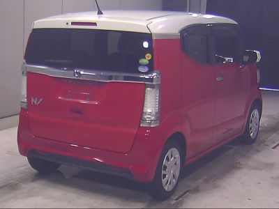 HONDA N-BOX SLASH
