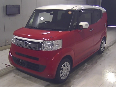 HONDA N-BOX SLASH