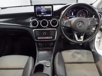 MERCEDES BENZ CLA SHOOTING BRAKE