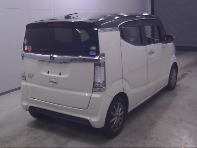 HONDA N-BOX SLASH