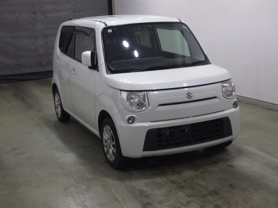 SUZUKI MRWAGON