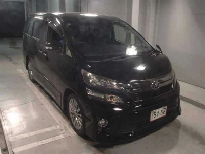 TOYOTA VELLFIRE