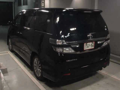 TOYOTA VELLFIRE