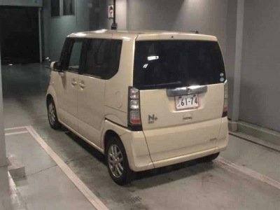 HONDA N BOX +
