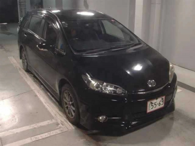 TOYOTA WISH