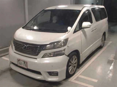 TOYOTA VELLFIRE