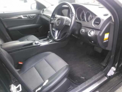 MERCEDES BENZ C CLASS