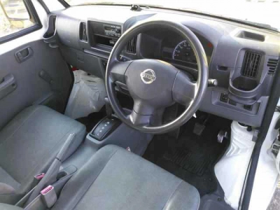 NISSAN NV100 CLIPPER