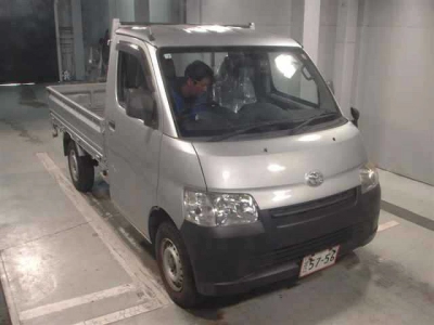 TOYOTA LITE ACE TRUCK