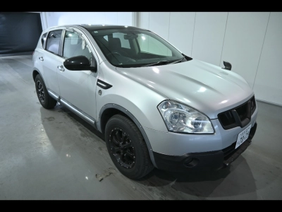 NISSAN DUALIS