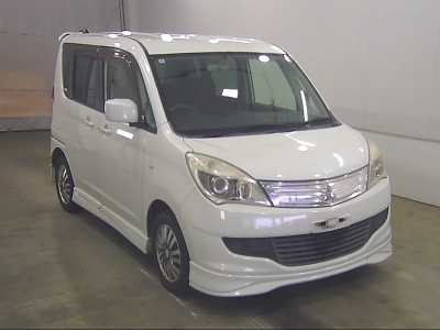 MITSUBISHI DELICA D:2