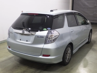 HONDA FIT SHUTTLE