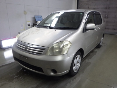 TOYOTA RAUM