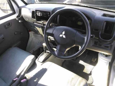 MITSUBISHI MINICAB MIEV