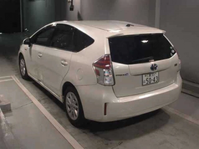 TOYOTA PRIUS ALPHA