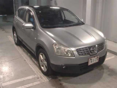 NISSAN DUALIS