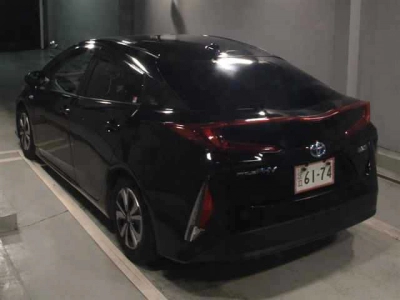 TOYOTA PRIUS PHV