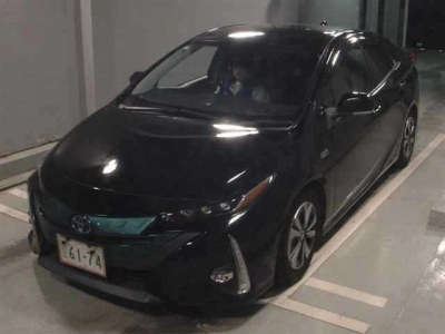 TOYOTA PRIUS PHV
