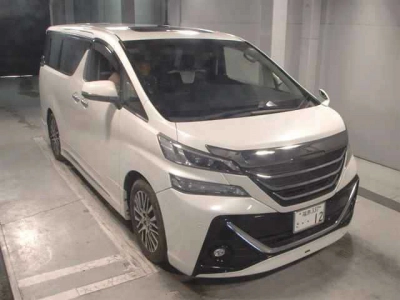 TOYOTA VELLFIRE
