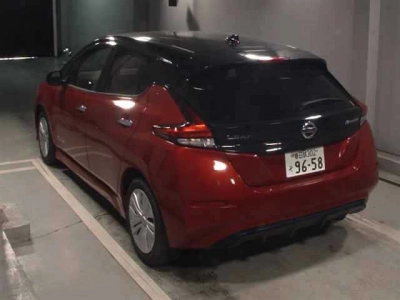 NISSAN LEAF