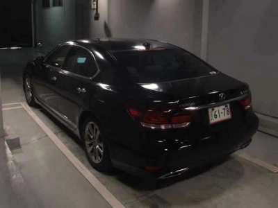 LEXUS LS