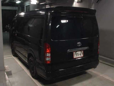 TOYOTA HIACE WAGON