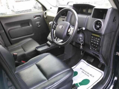 TOYOTA JPN TAXI